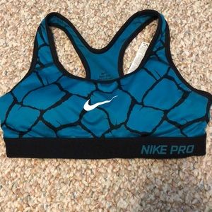 Teal nike sports bra